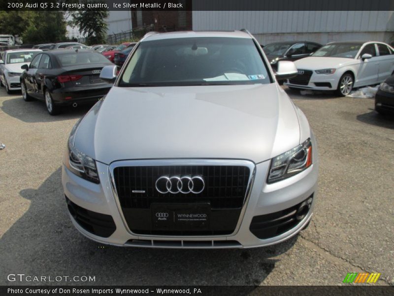 Ice Silver Metallic / Black 2009 Audi Q5 3.2 Prestige quattro