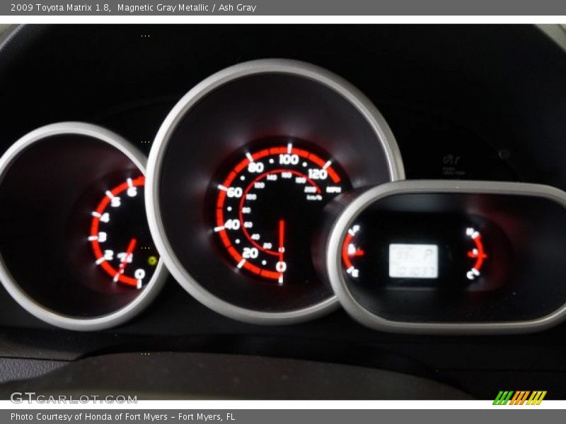 Magnetic Gray Metallic / Ash Gray 2009 Toyota Matrix 1.8