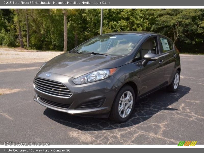 Magnetic Metallic / Medium Light Stone 2015 Ford Fiesta SE Hatchback