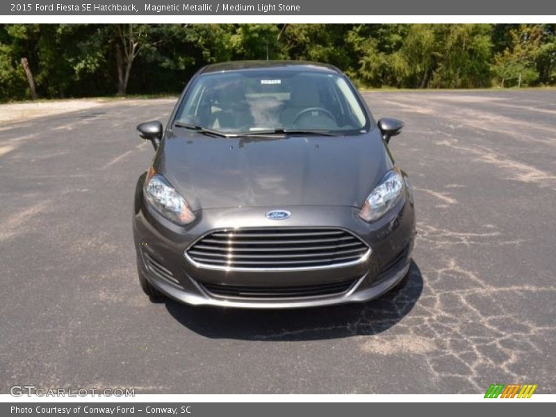 Magnetic Metallic / Medium Light Stone 2015 Ford Fiesta SE Hatchback