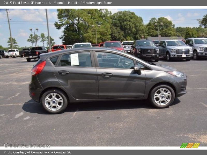 Magnetic Metallic / Medium Light Stone 2015 Ford Fiesta SE Hatchback