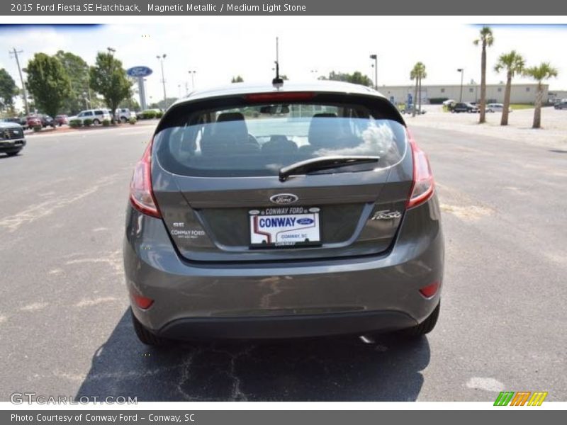 Magnetic Metallic / Medium Light Stone 2015 Ford Fiesta SE Hatchback