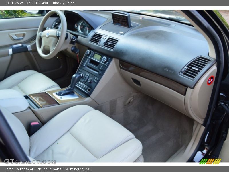 Black / Beige 2011 Volvo XC90 3.2 AWD