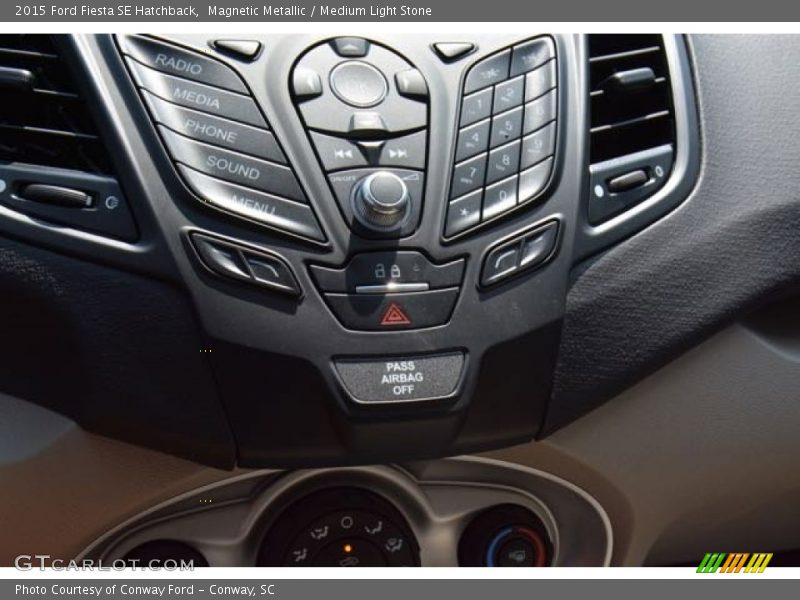 Magnetic Metallic / Medium Light Stone 2015 Ford Fiesta SE Hatchback