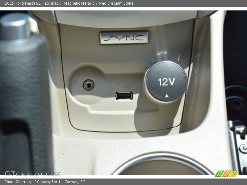 Magnetic Metallic / Medium Light Stone 2015 Ford Fiesta SE Hatchback