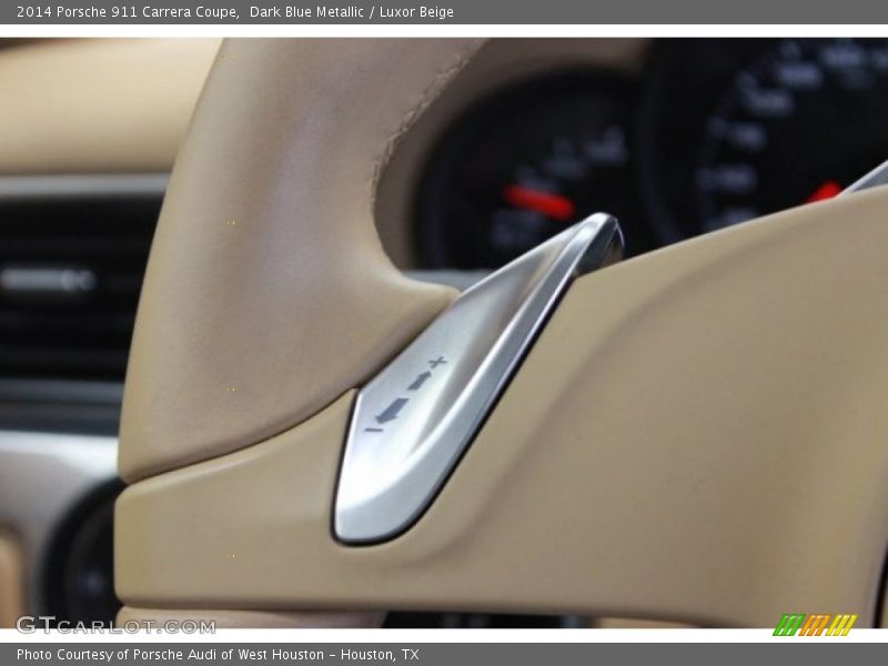 Controls of 2014 911 Carrera Coupe