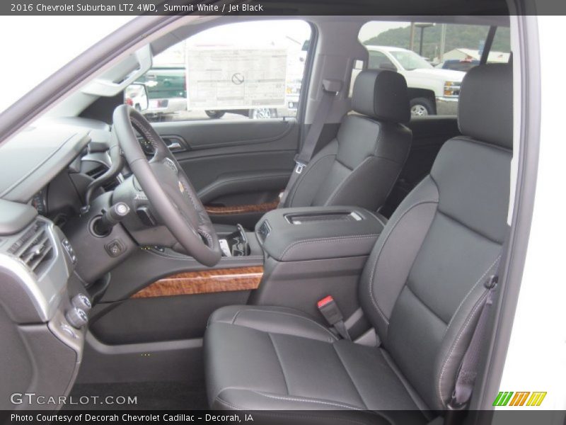 Summit White / Jet Black 2016 Chevrolet Suburban LTZ 4WD