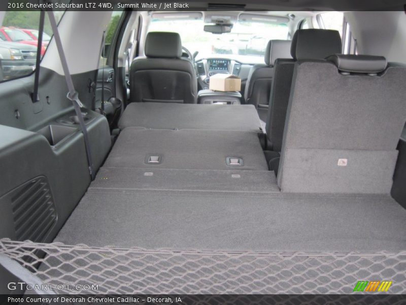 Summit White / Jet Black 2016 Chevrolet Suburban LTZ 4WD