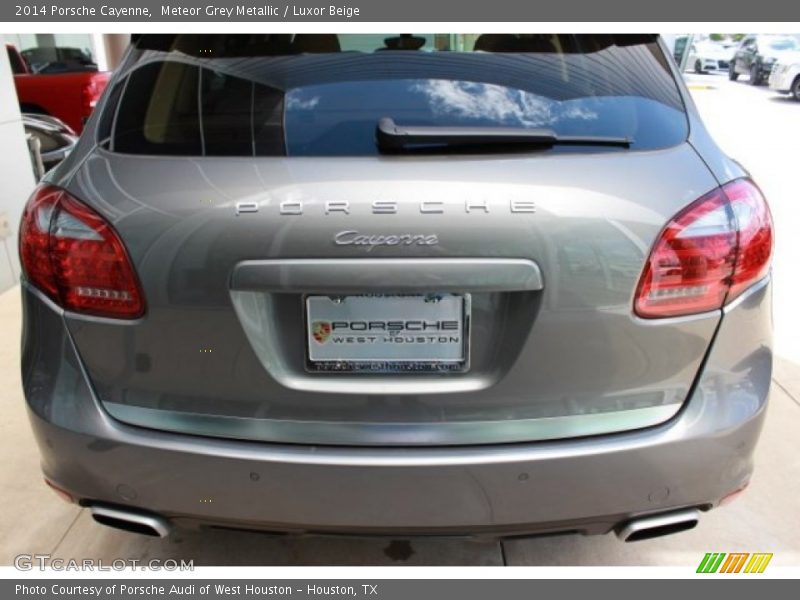 Meteor Grey Metallic / Luxor Beige 2014 Porsche Cayenne