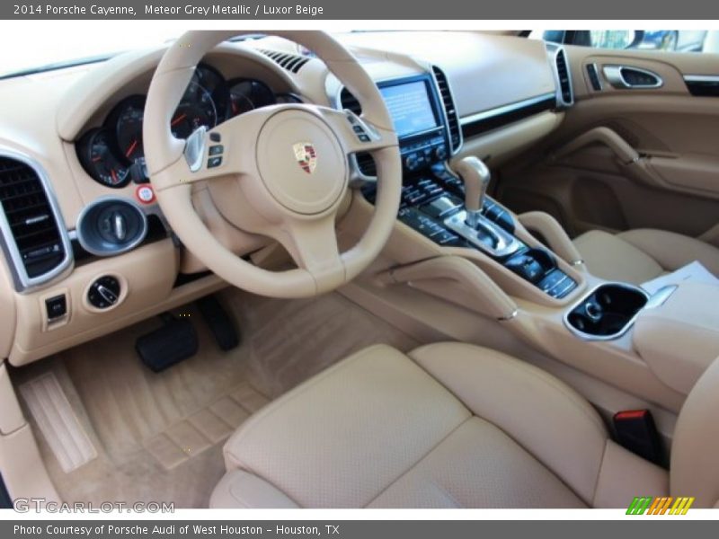 Meteor Grey Metallic / Luxor Beige 2014 Porsche Cayenne