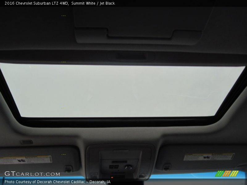 Summit White / Jet Black 2016 Chevrolet Suburban LTZ 4WD