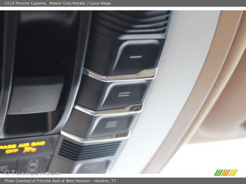 Meteor Grey Metallic / Luxor Beige 2014 Porsche Cayenne