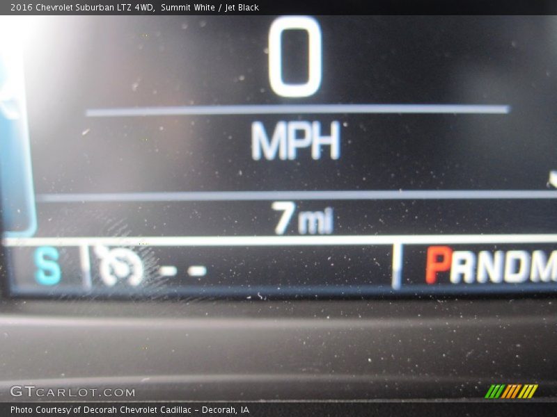Summit White / Jet Black 2016 Chevrolet Suburban LTZ 4WD