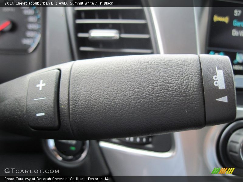 Summit White / Jet Black 2016 Chevrolet Suburban LTZ 4WD