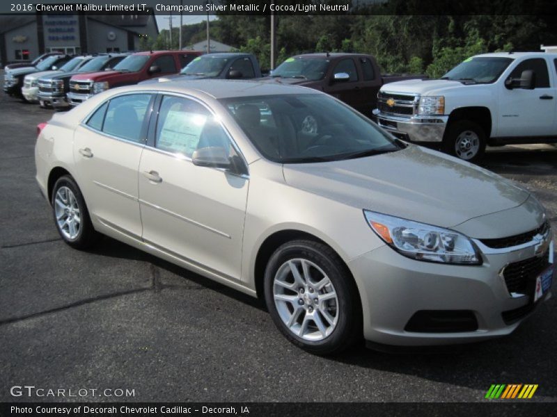 Champagne Silver Metallic / Cocoa/Light Neutral 2016 Chevrolet Malibu Limited LT