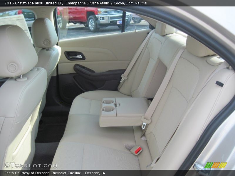 Champagne Silver Metallic / Cocoa/Light Neutral 2016 Chevrolet Malibu Limited LT