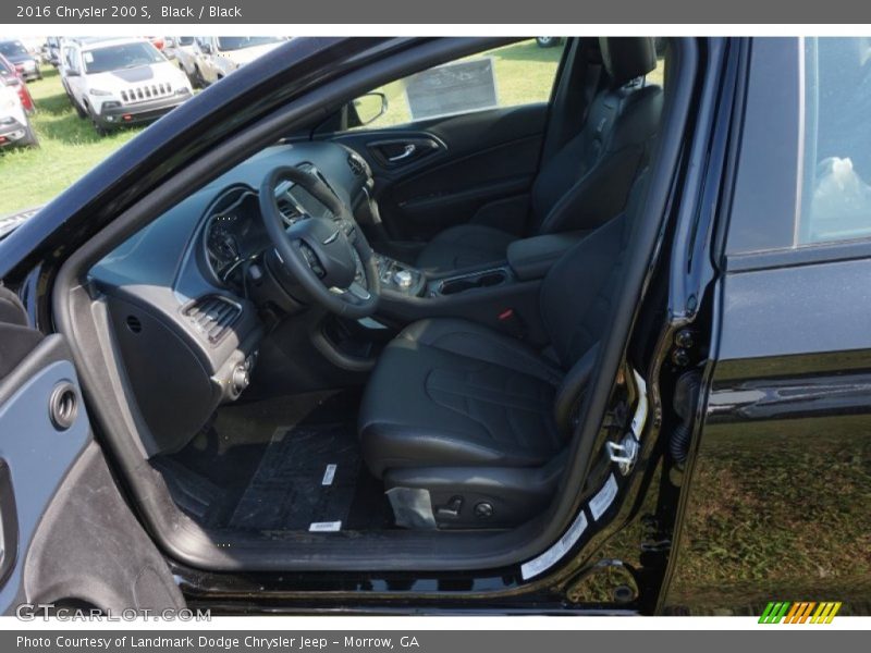 Black / Black 2016 Chrysler 200 S