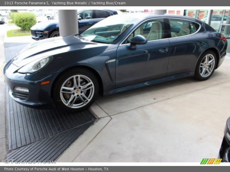 Yachting Blue Metallic / Yachting Blue/Cream 2013 Porsche Panamera S