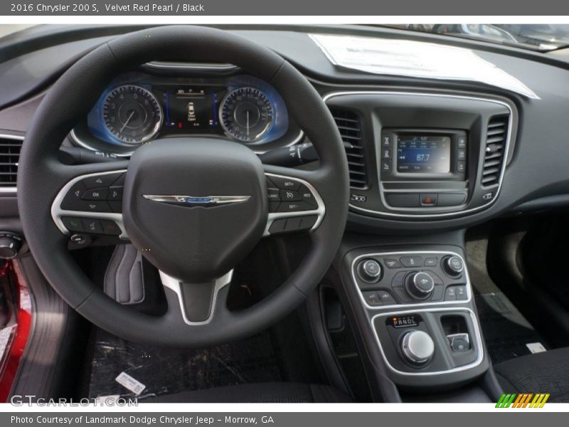 Dashboard of 2016 200 S