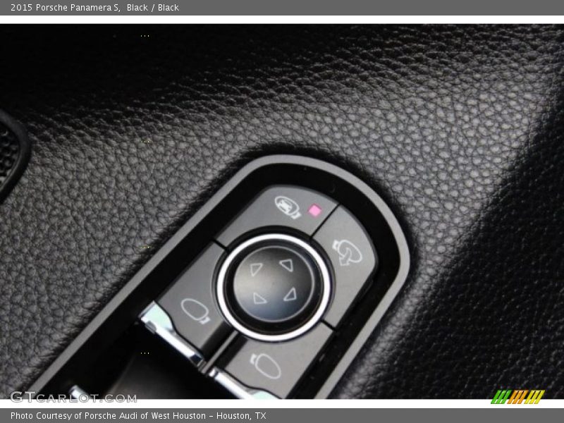 Black / Black 2015 Porsche Panamera S