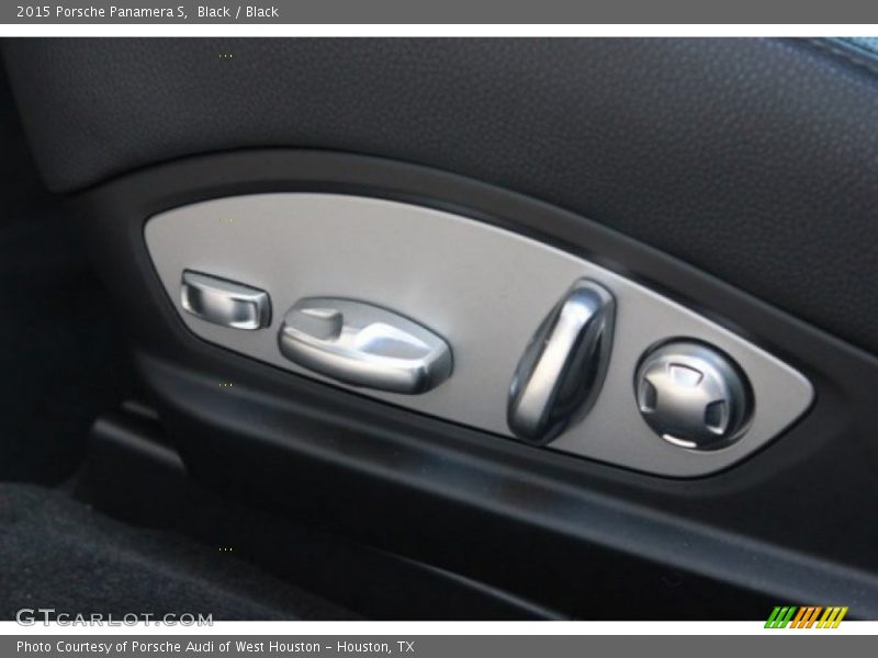 Black / Black 2015 Porsche Panamera S