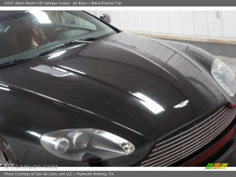 Jet Black / Black/Kestrel Tan 2007 Aston Martin V8 Vantage Coupe