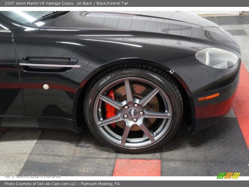 Jet Black / Black/Kestrel Tan 2007 Aston Martin V8 Vantage Coupe