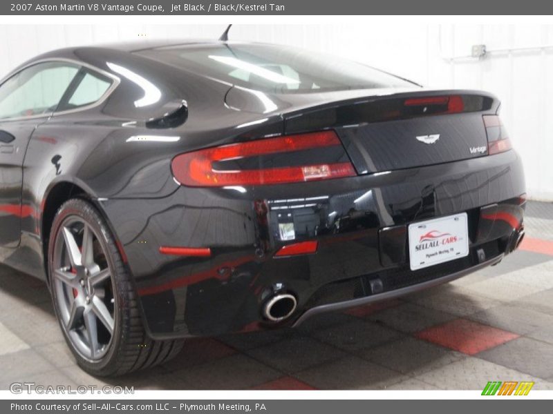 Jet Black / Black/Kestrel Tan 2007 Aston Martin V8 Vantage Coupe