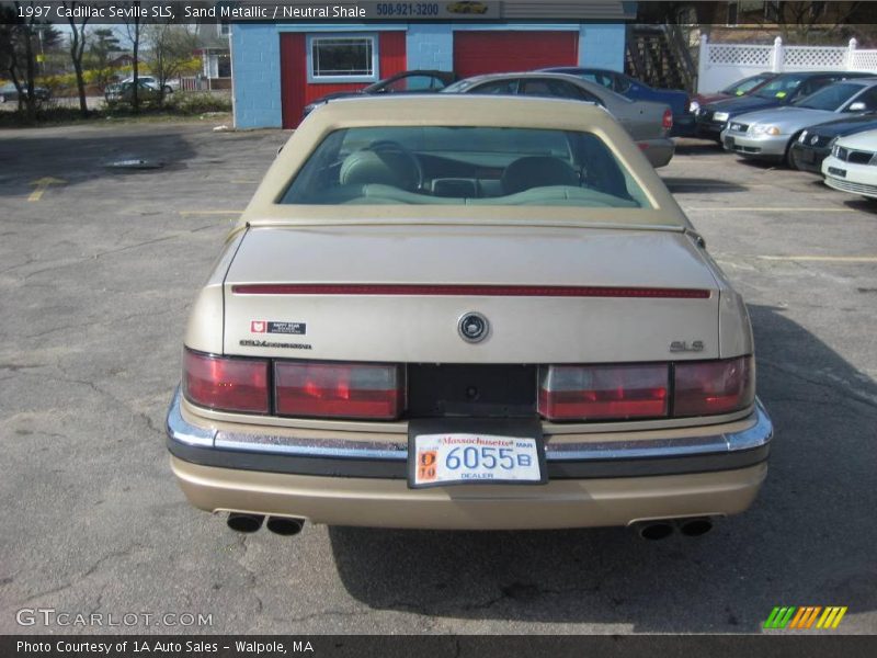 Sand Metallic / Neutral Shale 1997 Cadillac Seville SLS