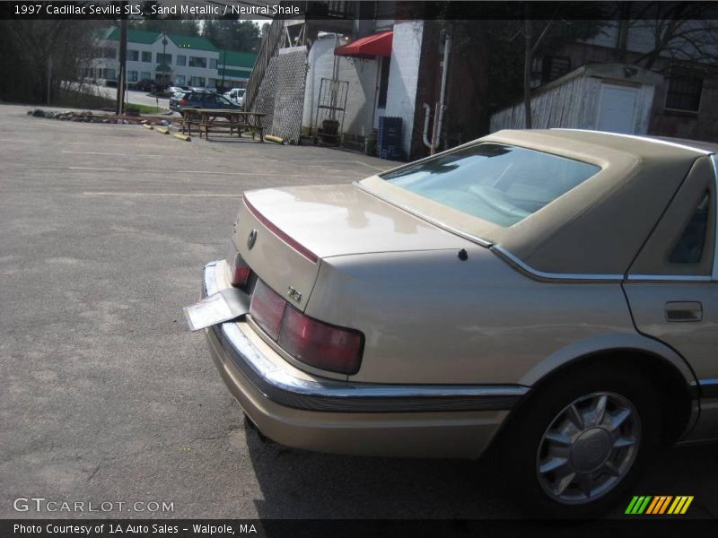 Sand Metallic / Neutral Shale 1997 Cadillac Seville SLS