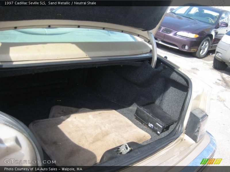 Sand Metallic / Neutral Shale 1997 Cadillac Seville SLS