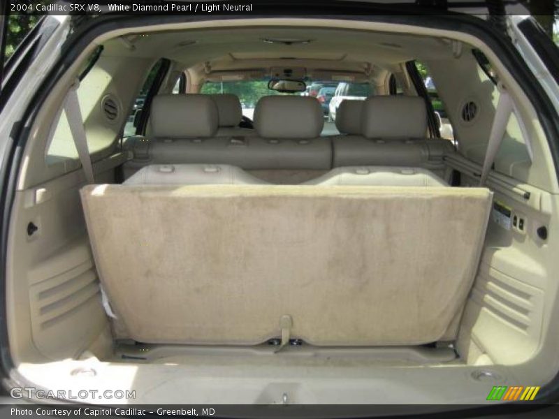 White Diamond Pearl / Light Neutral 2004 Cadillac SRX V8