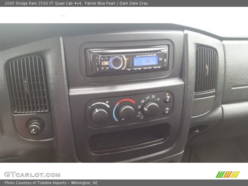 Patriot Blue Pearl / Dark Slate Gray 2005 Dodge Ram 2500 ST Quad Cab 4x4