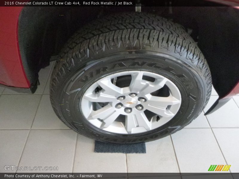 Red Rock Metallic / Jet Black 2016 Chevrolet Colorado LT Crew Cab 4x4