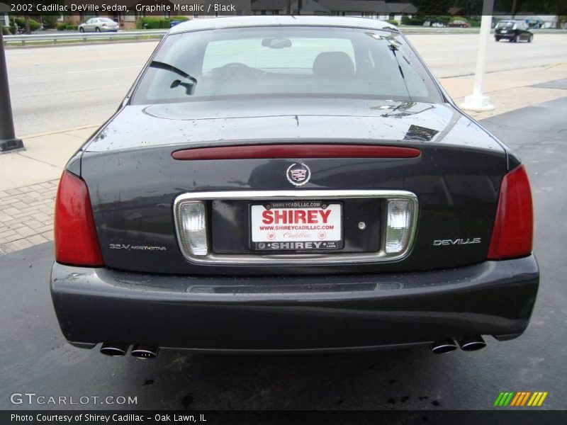 Graphite Metallic / Black 2002 Cadillac DeVille Sedan