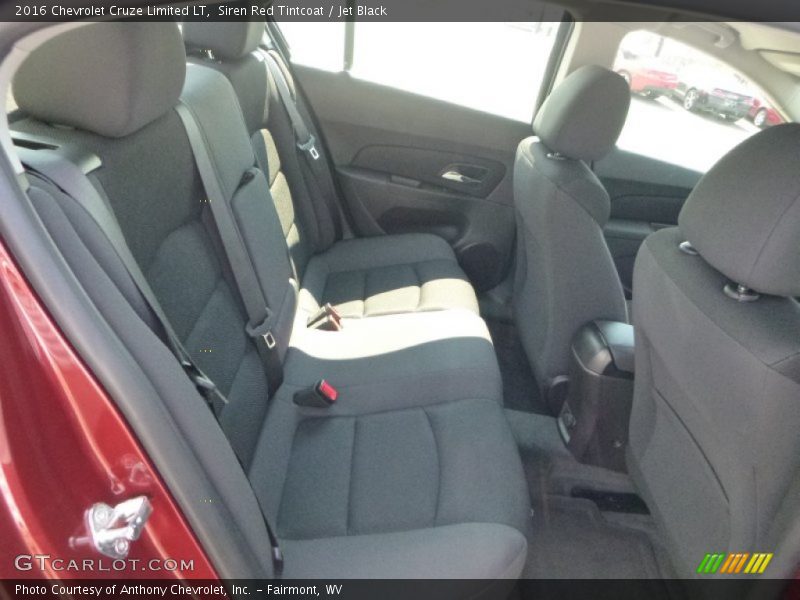 Siren Red Tintcoat / Jet Black 2016 Chevrolet Cruze Limited LT