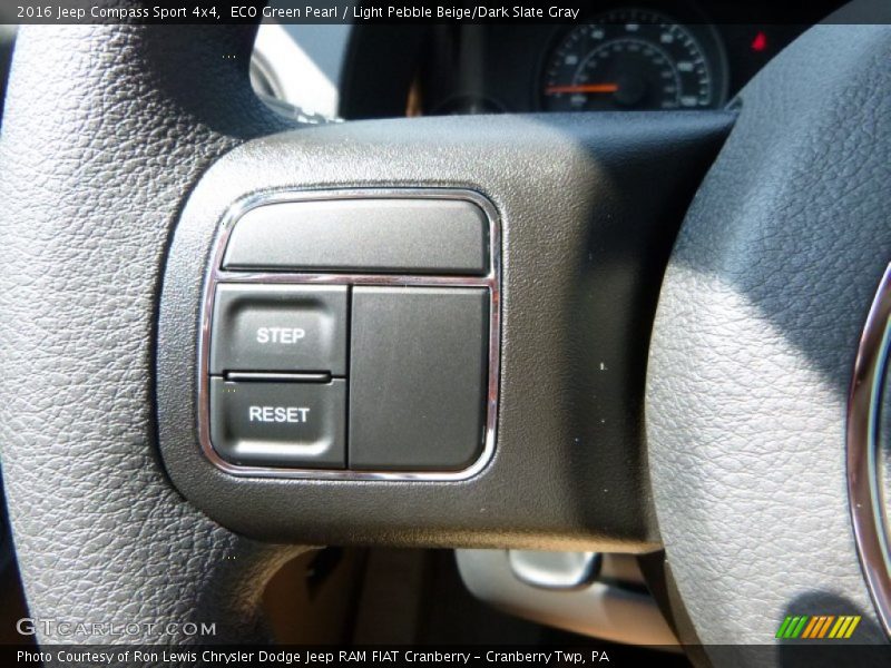 ECO Green Pearl / Light Pebble Beige/Dark Slate Gray 2016 Jeep Compass Sport 4x4