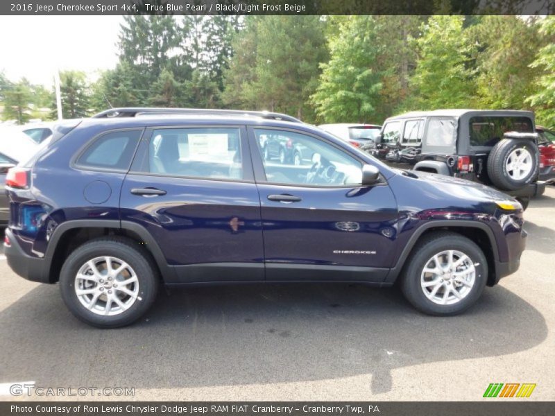 True Blue Pearl / Black/Light Frost Beige 2016 Jeep Cherokee Sport 4x4