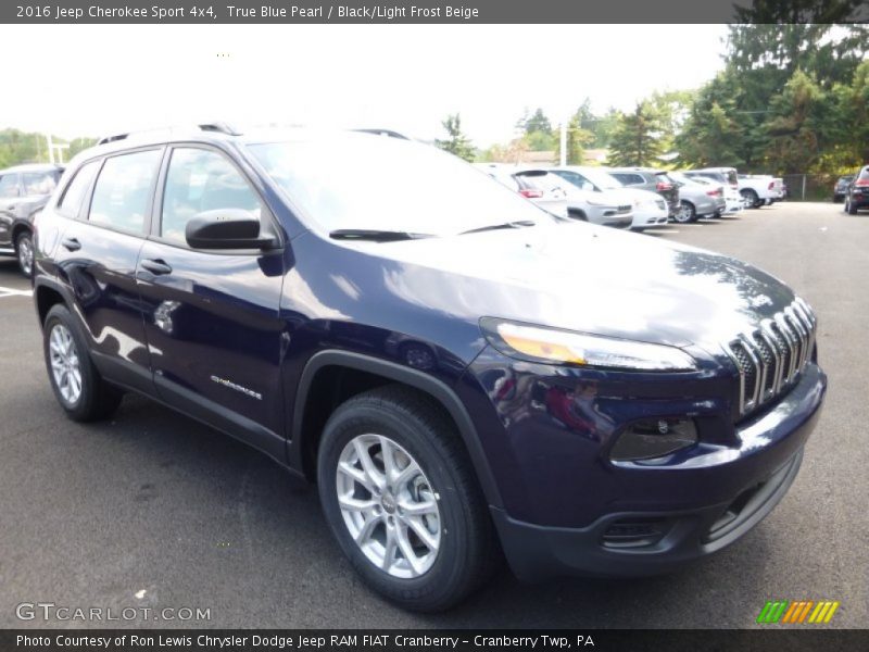 True Blue Pearl / Black/Light Frost Beige 2016 Jeep Cherokee Sport 4x4