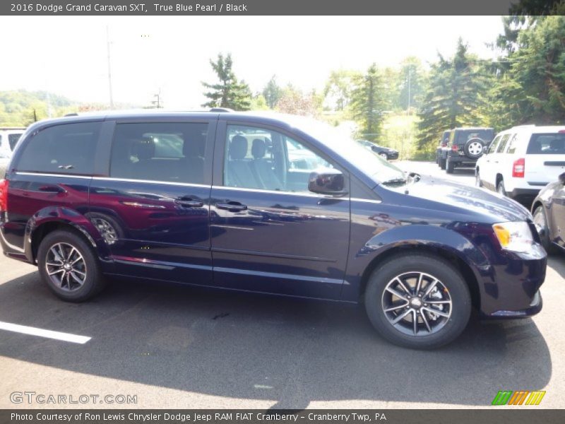 True Blue Pearl / Black 2016 Dodge Grand Caravan SXT
