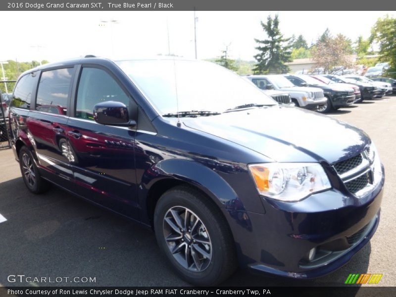 True Blue Pearl / Black 2016 Dodge Grand Caravan SXT