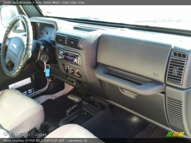 Stone White / Dark Slate Gray 2006 Jeep Wrangler X 4x4