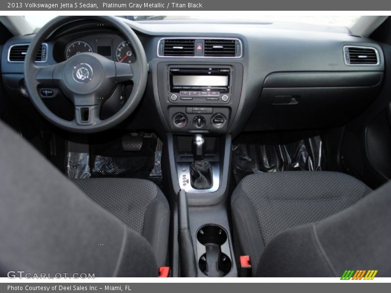 Platinum Gray Metallic / Titan Black 2013 Volkswagen Jetta S Sedan