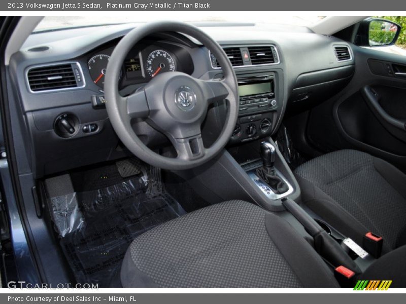 Platinum Gray Metallic / Titan Black 2013 Volkswagen Jetta S Sedan