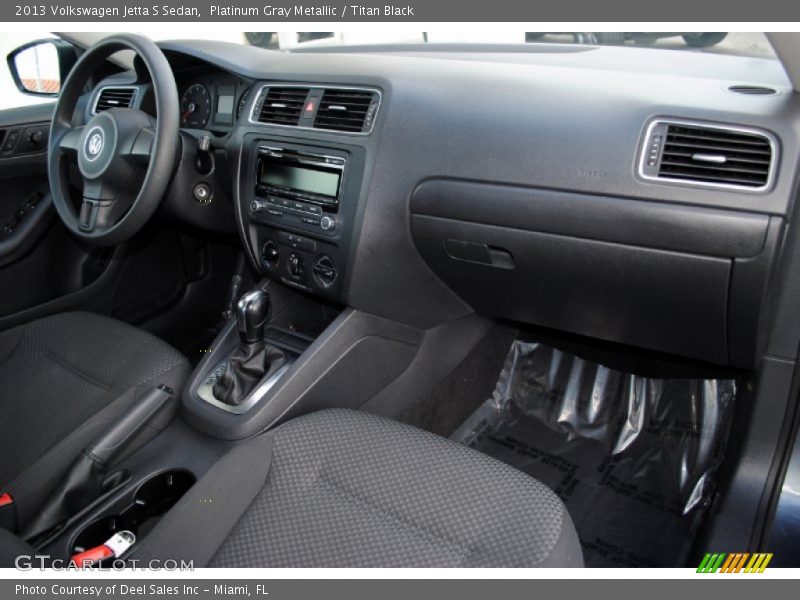 Platinum Gray Metallic / Titan Black 2013 Volkswagen Jetta S Sedan
