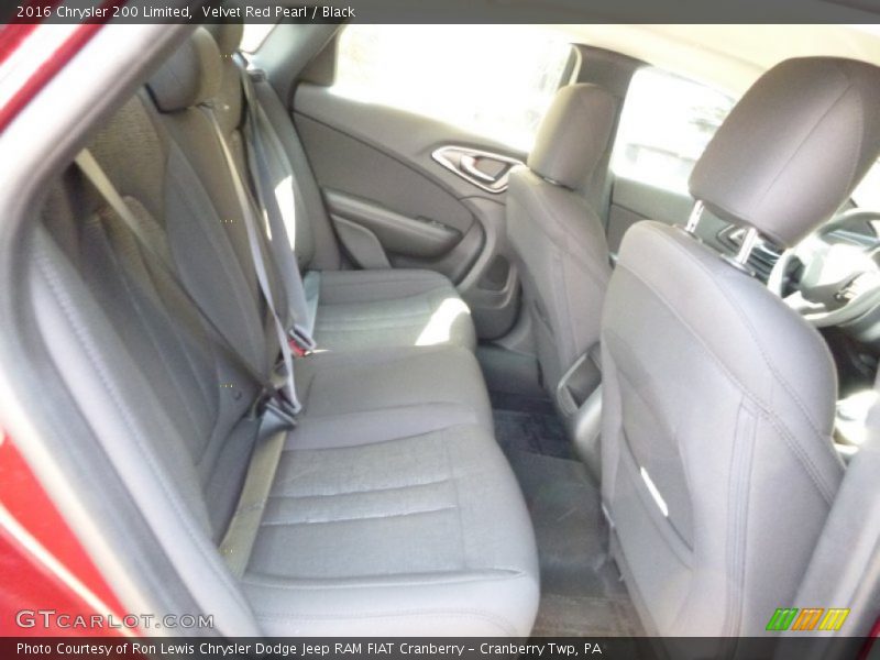 Velvet Red Pearl / Black 2016 Chrysler 200 Limited