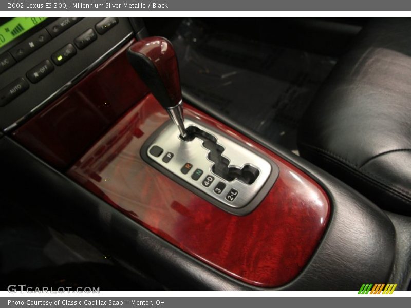 Millennium Silver Metallic / Black 2002 Lexus ES 300