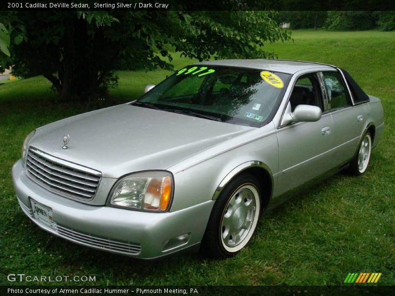 Sterling Silver / Dark Gray 2001 Cadillac DeVille Sedan