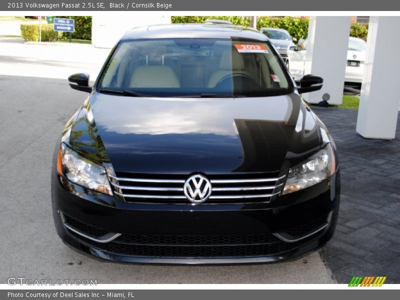 Black / Cornsilk Beige 2013 Volkswagen Passat 2.5L SE