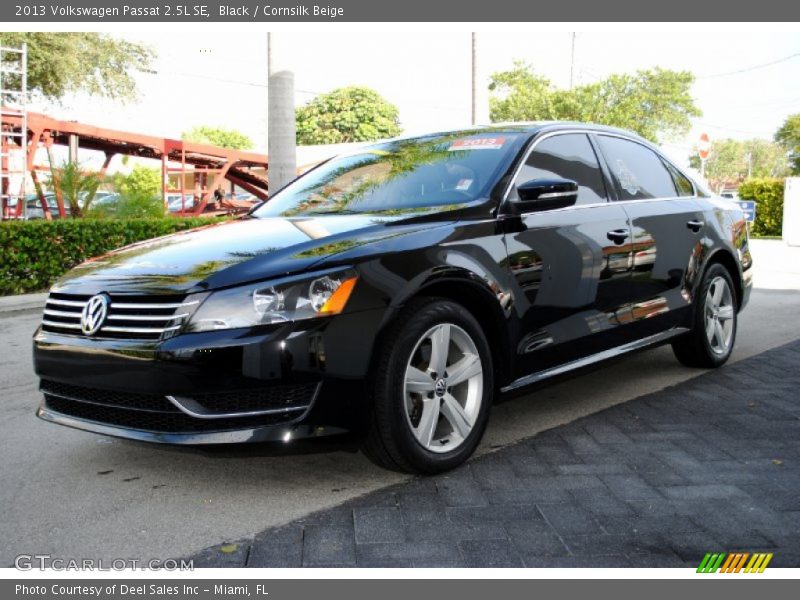 Black / Cornsilk Beige 2013 Volkswagen Passat 2.5L SE